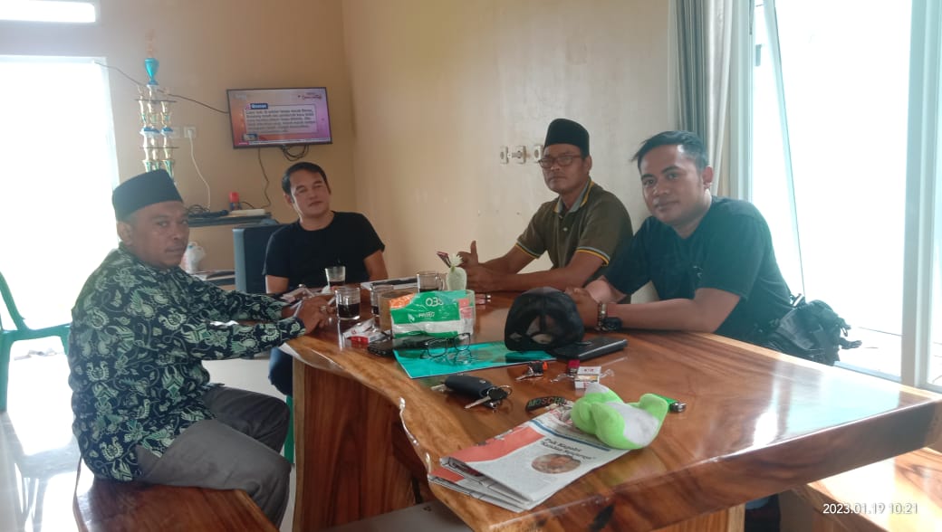 Ngopi Santai Awak Media Bersama Kepala Desa dan Wakil BPD Kabupaten Tangerang
