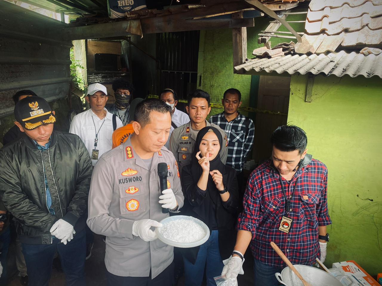 Sat Narkoba Polresta Bandung Gerebek Home Industri Sabu