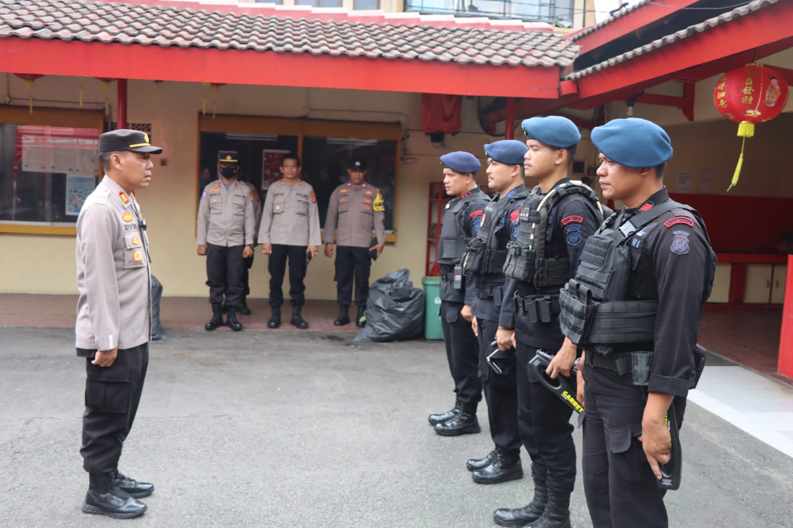 Polres Metro Tangerang Kota, Empat Vihara di Kota Tangerang Disterilisasi Tim Jibom Polda Metro Jaya