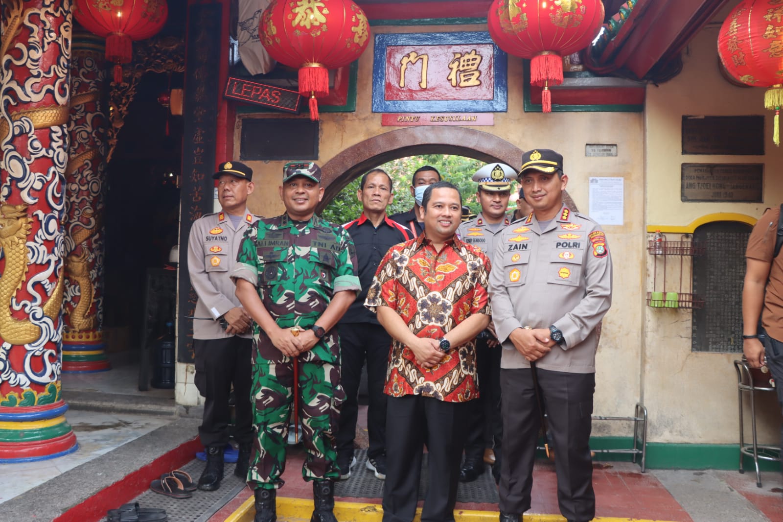 Kapolres Metro Tangerang Kota Bersama Forkopimda Monitoring Persiapan Imlek 2574 di Sejumlah Vihara