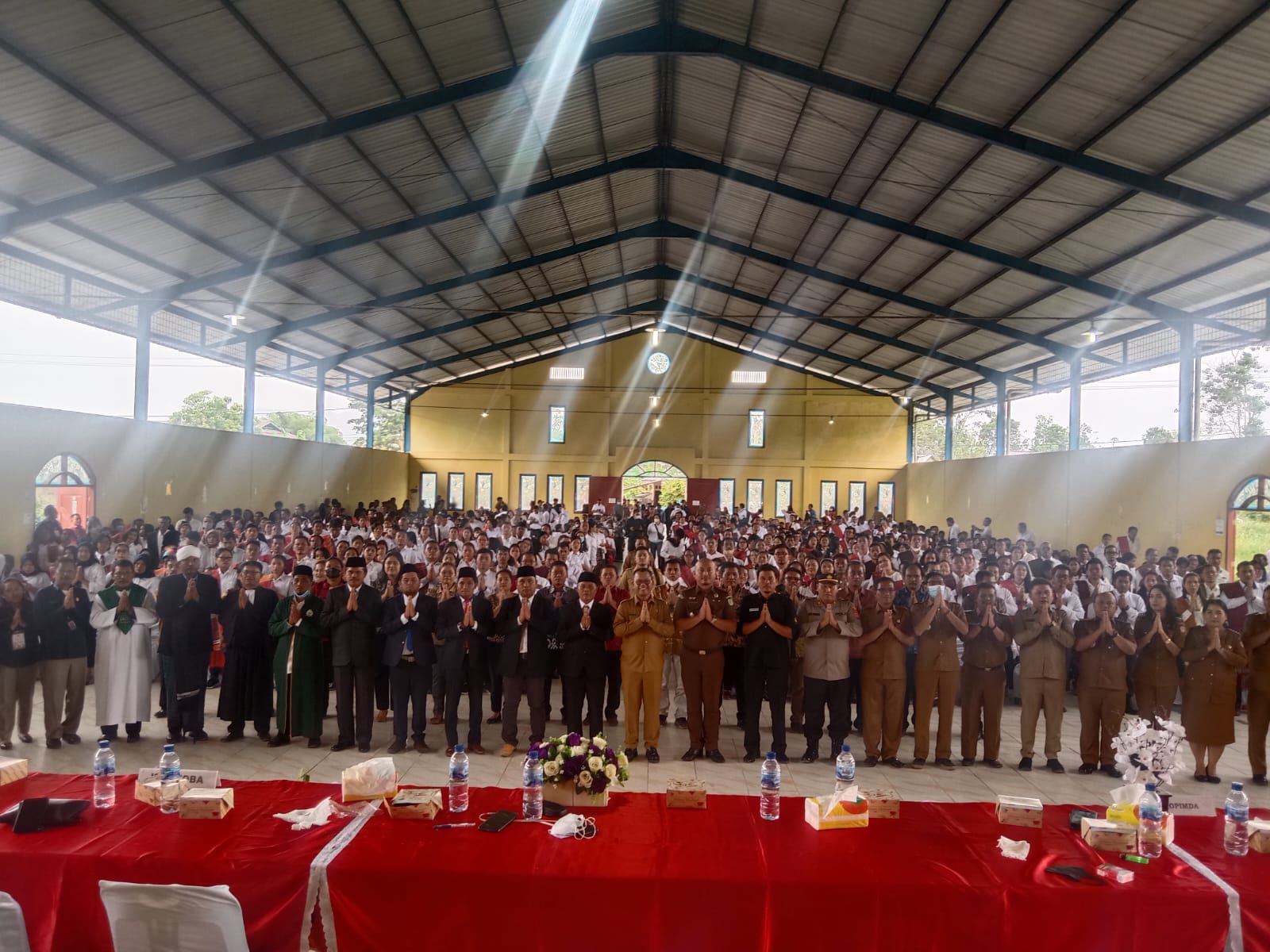 727 Peserta Dari 244 Desa Dilantik dan Pengambilan Sumpah Panitia Pemungutan Suara(PPS) Se-Kabupaten Toba