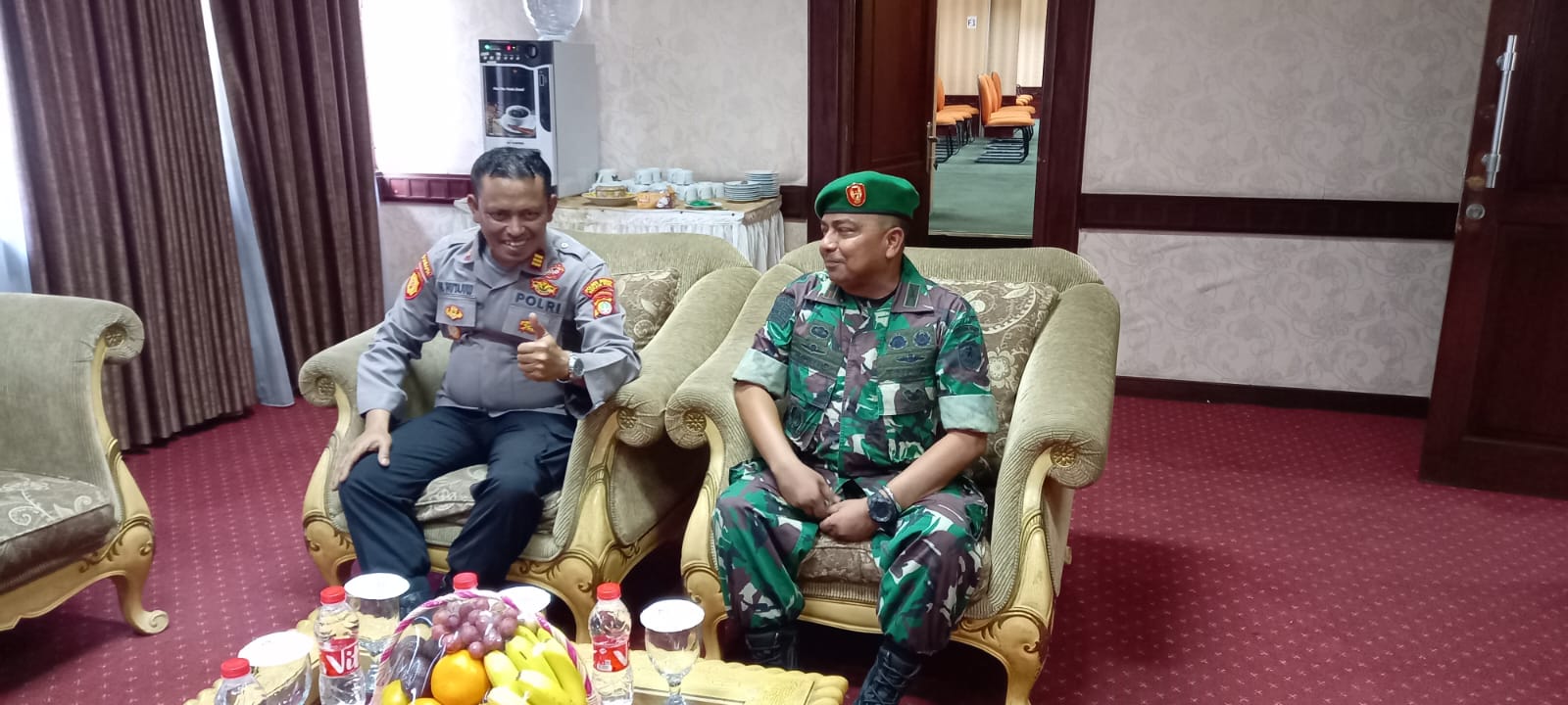 Wakili Dandim, Danramil 02/Pondok Gede Hadiri Acara Rapat Paripurna DPRD Kota Bekasi