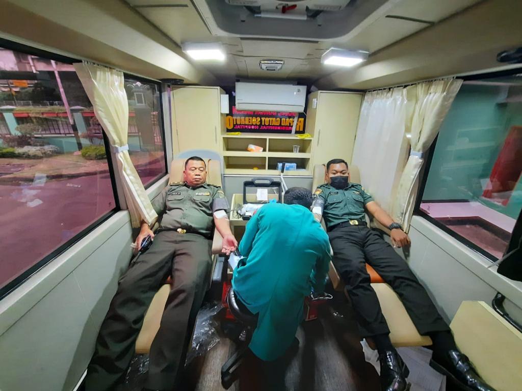 Bantu Ketersediaan Darah, Kodim 0502/JU Gelar Donor Darah Bersama RSPAD Gatot Soebroto