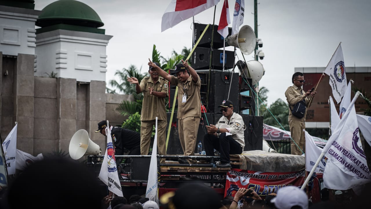 Aksi Demontrasi Persatuan Perangkat Desa Indonesia Ditinjau Langsung Pangdam Jaya