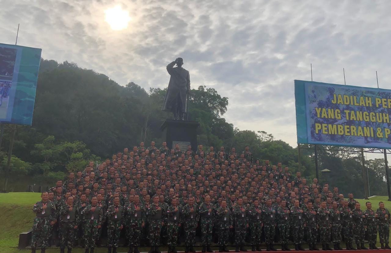 Danlanal Bintan Hadiri Apel Komandan Satuan TNI TA. 2023