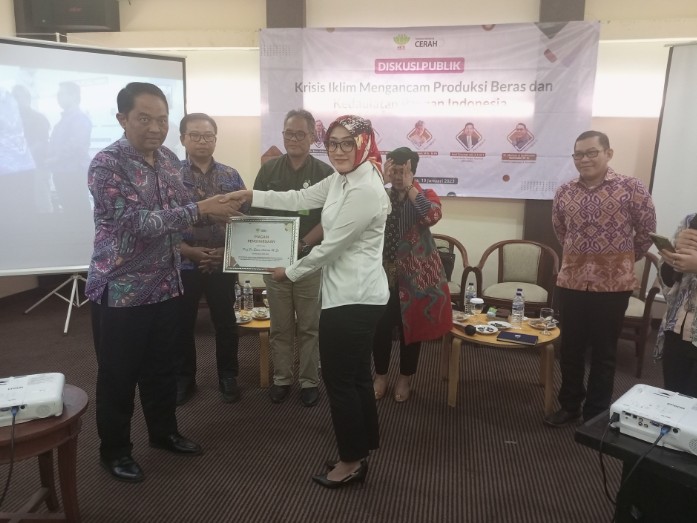 Krisis Iklim Mengancam Kedaulatan Pangan Indonesia Pemuda Tani dan Yayasan Indonesia Cerah Turun Tangan