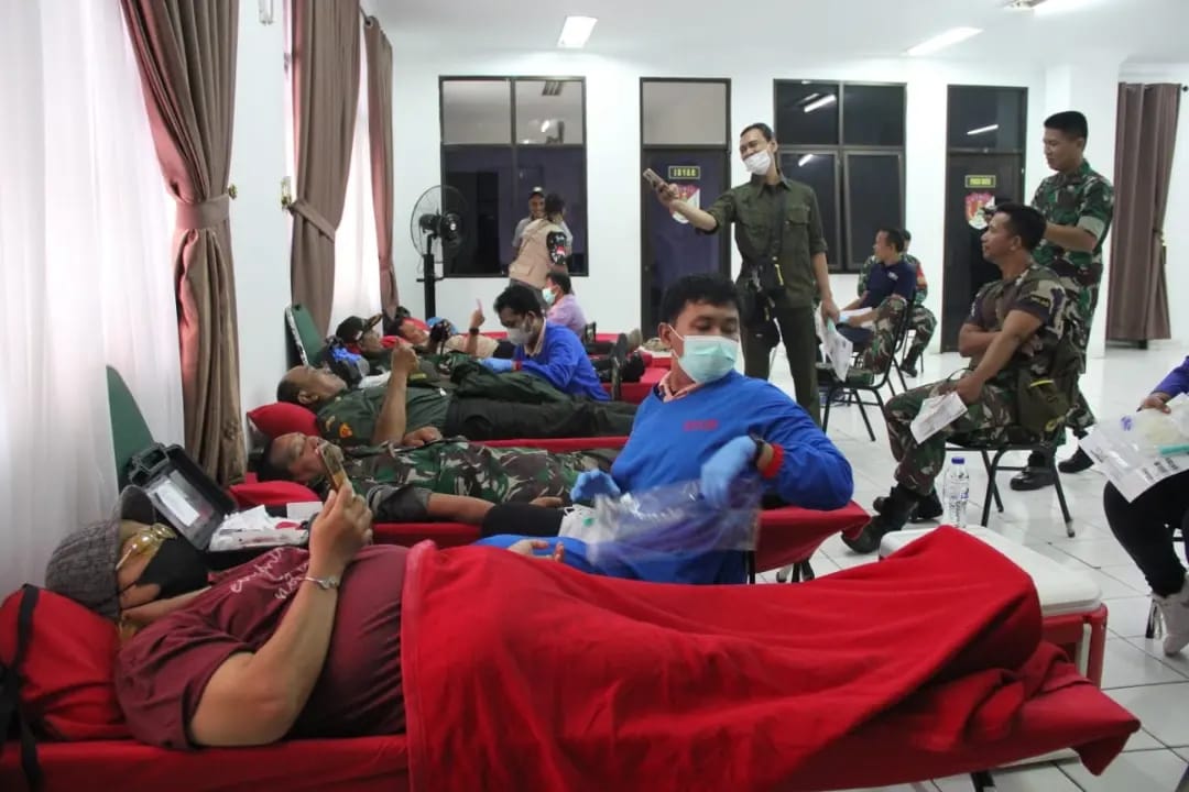 Peduli Terhadap Sesama, Kodim 0507/Bekasi Gelar Donor Darah Bantu Ketersediaan Stok Darah Di RSPAD Gatot Soebroto
