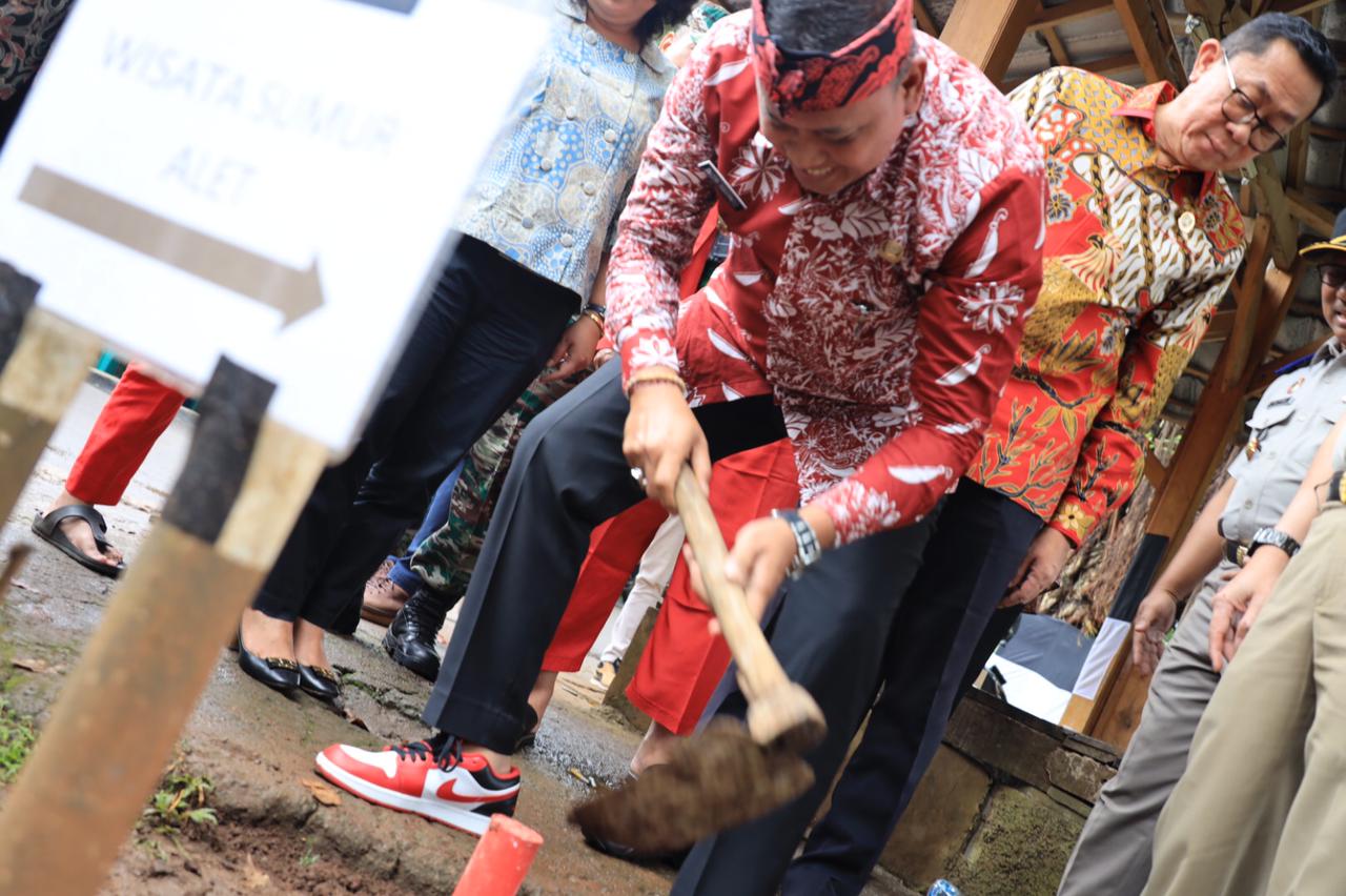 Digelar di seluruh Indonesia, Plt. Wali Kota Bekasi Ikut Serta dalam Gerakan Pemasangan Tanda Batas (GEMATAPAS)