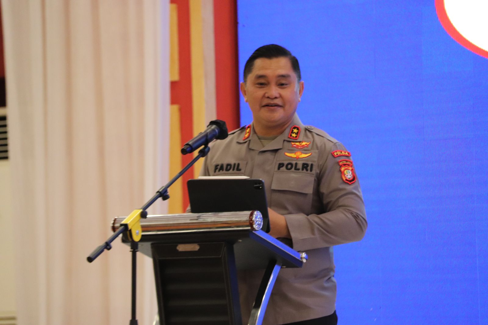 Kapolda Metro Jaya Menggelar Pertemuan Bersama Ketua RW se-Jakarta Selatan