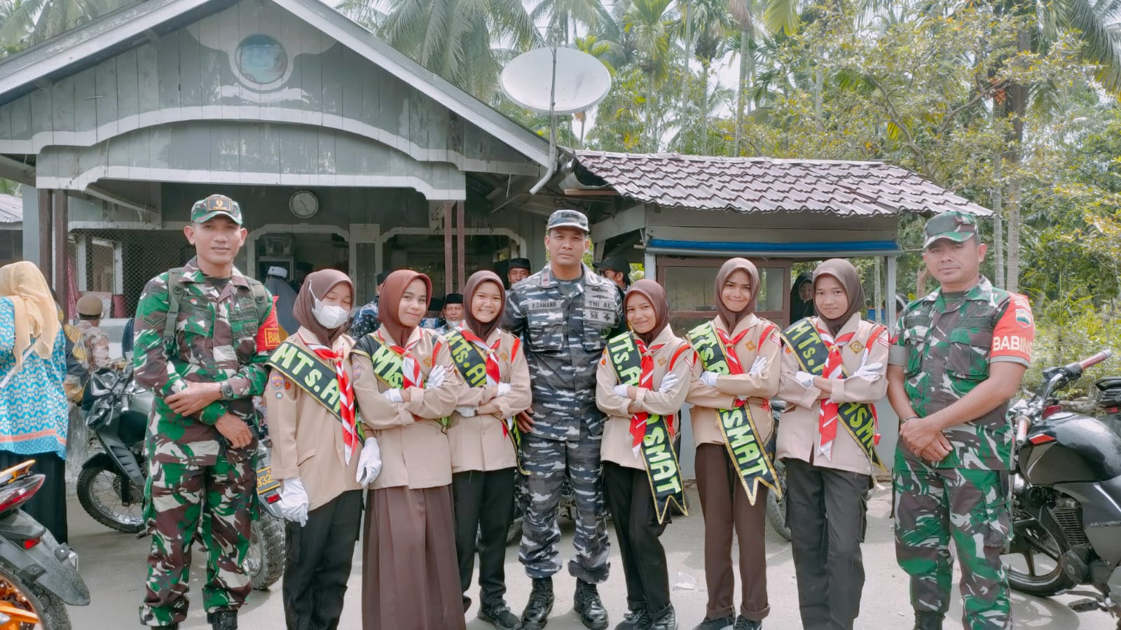 Hadir Ditengah Masyarakat, Babinpotmar TNI AL Posal Bagan Asahan Dukung Generasi Muda Ikuti Festival MTQ dan Qasidah