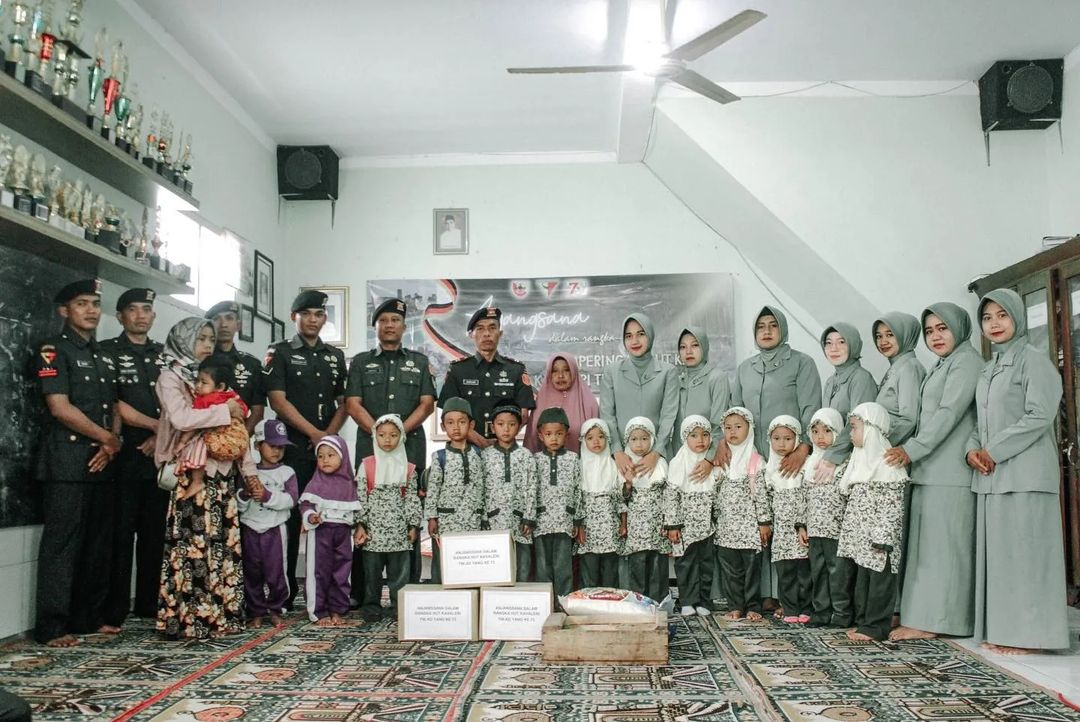 Sambut HUT Kavaleri Ke-73, Kikav 8 Kostrad Ziarah TMP Tumpang Kenang Jasa Pahlawan