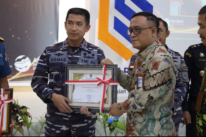 Lantamal IV Batam, Terima Penghargaan Sebagai Pelaksanaan Belanja Modal Terbaik di KPPN Tanjungpinang Awards TA 2022