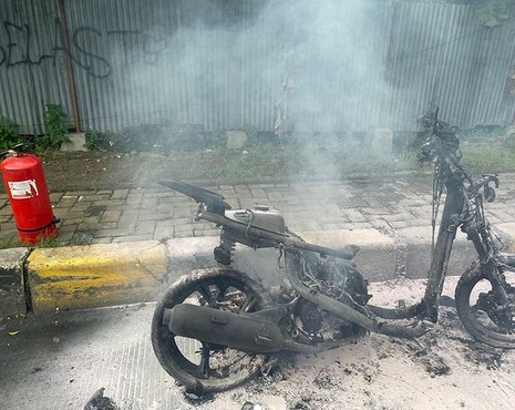 Motor Terbakar di Pulo Gadung II, Jakarta Timur