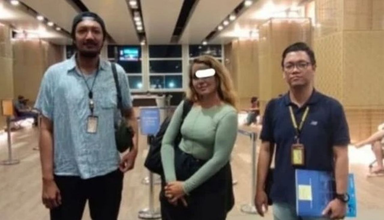 Fotografer Wanita Asal Ukraina Dideportasi dari Bali
