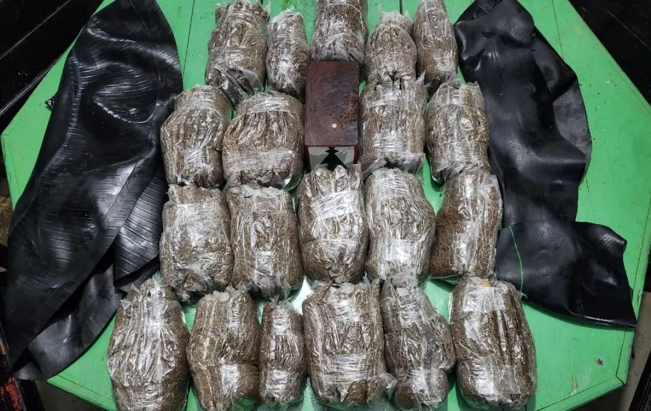 Barang Bukti 20 paket seberat 8,254 gram ganja yang berhasil diamankan 