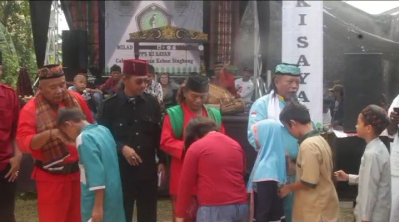 Padepokan Pencak Silat Ki Sayan Rayakan Haul Guru Besar dan Santunan Anak Yatim