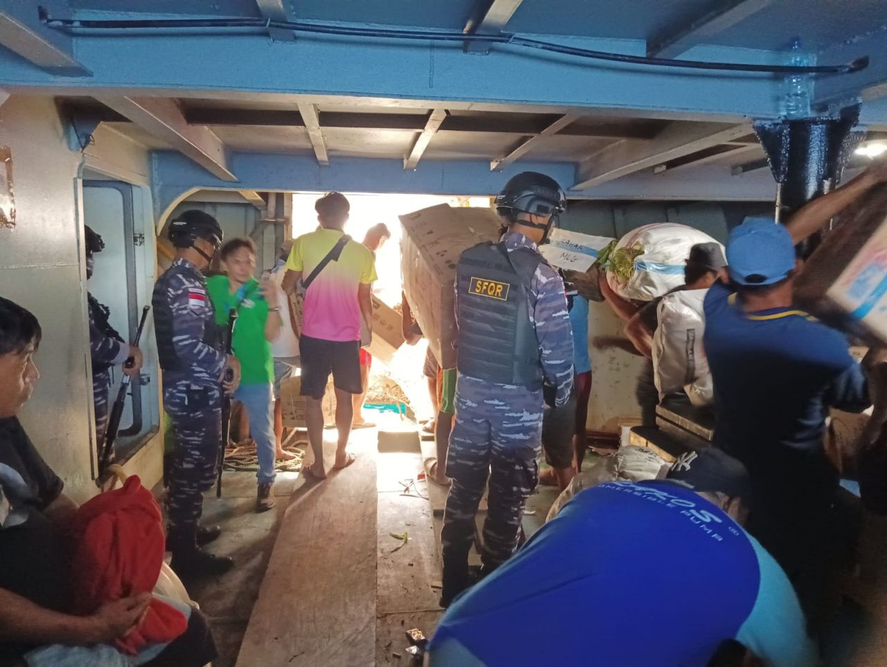 SFQR Gagalkan Penyelundupan Miras Illegal di Pelabuhan Melonguane