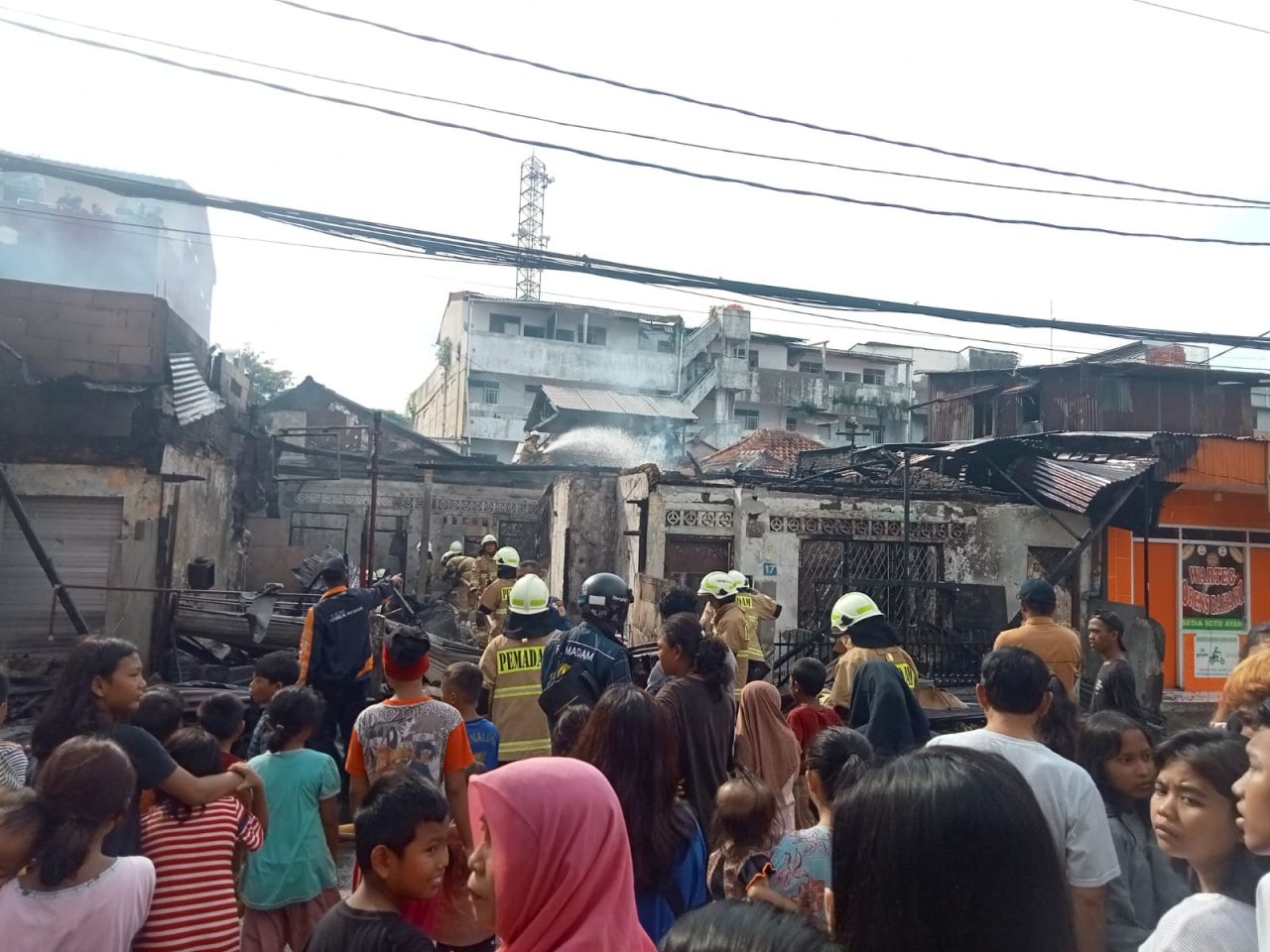Ganti Tabung Gas 3Kg, Warung Online Pawon Maiyah Terbakar