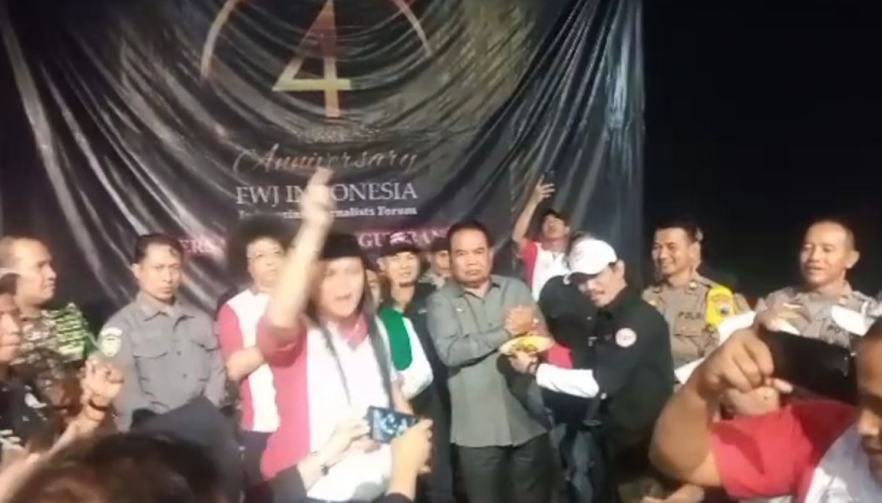 Milad ke 4 Tahun, FWJ Indonesia Mengukuhkan DPD Jateng dan Penyerahan 11 SK