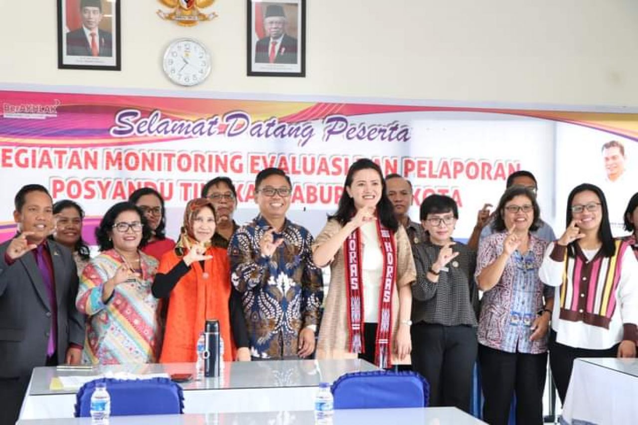 Ayo ke Posyandu, Wujudkan Hidup Sehat !