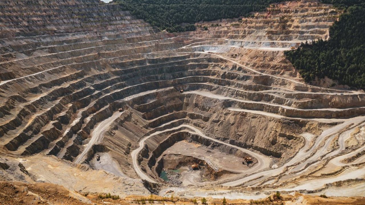 Kejati Sultra Tetapkan Tersangka Korupsi Kuasa Direktur PT Cinta Jaya dan Direktur PT Tristaco Mineral Makmur