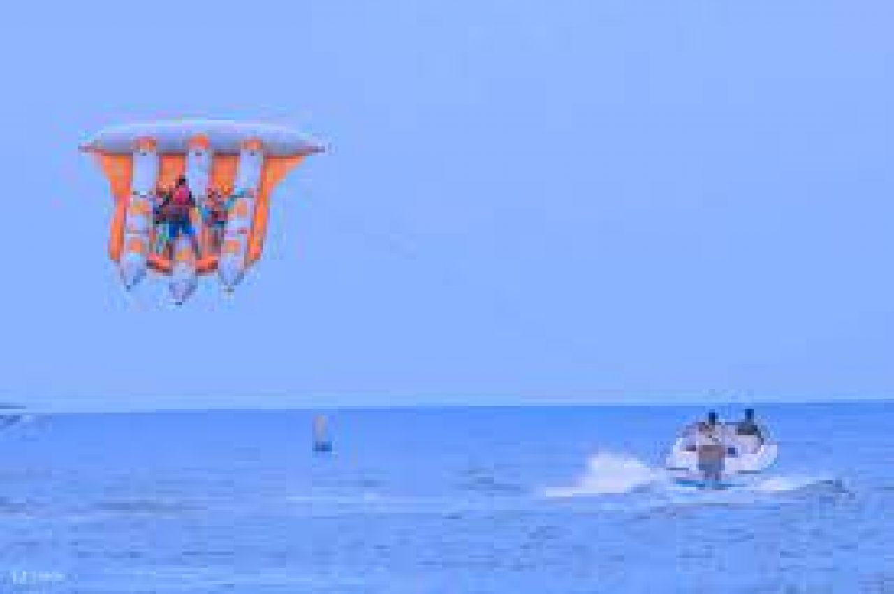 Main Wahana Flying Fish, WNA Asal Jepang Tewas Jatuh Dari Ketinggian 3 Meter