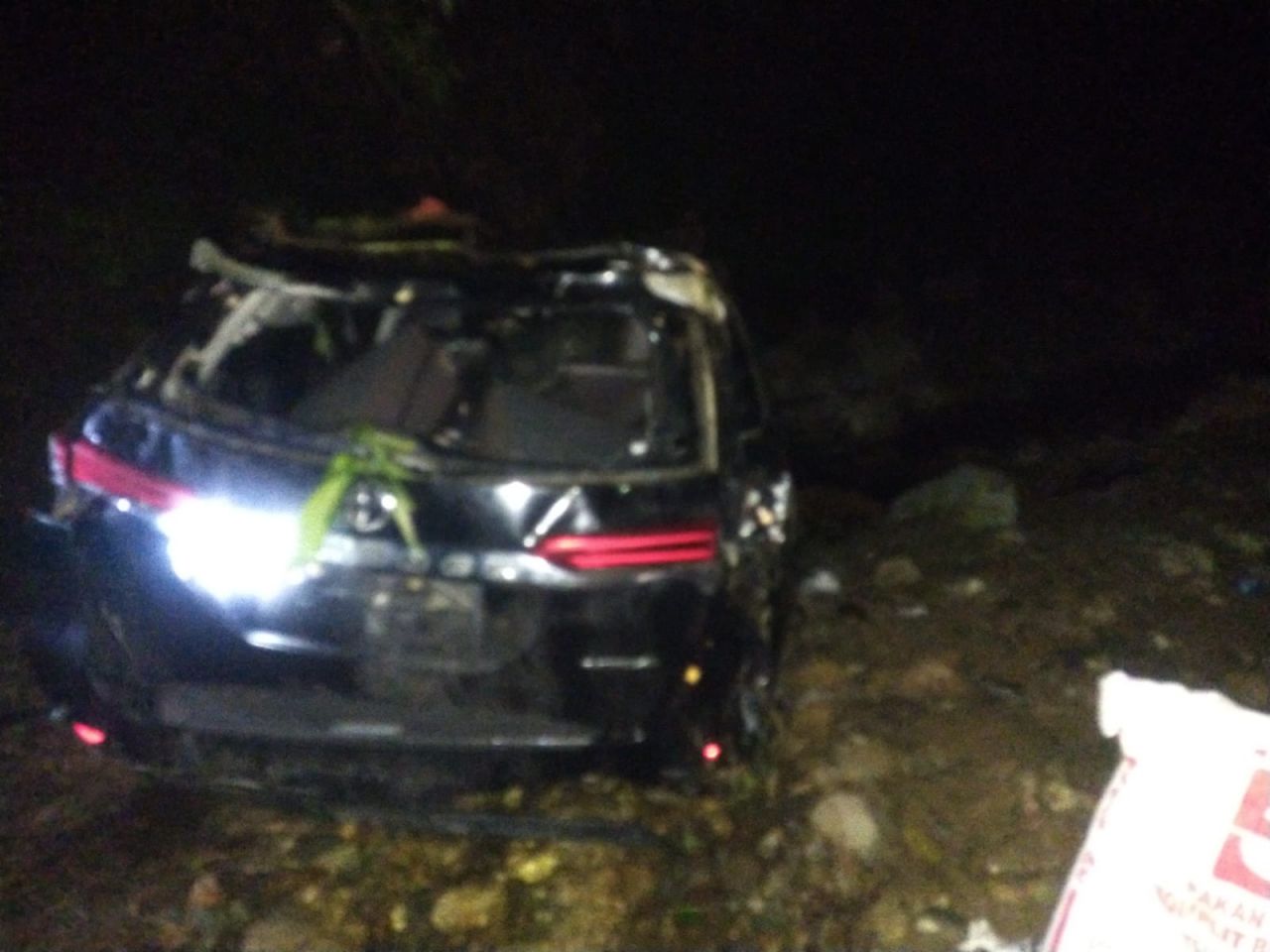 Fortuner Terjun Ke Jurang di Jangga Dolok, Satu Penumpang Tewas dan 2 Luka-luka