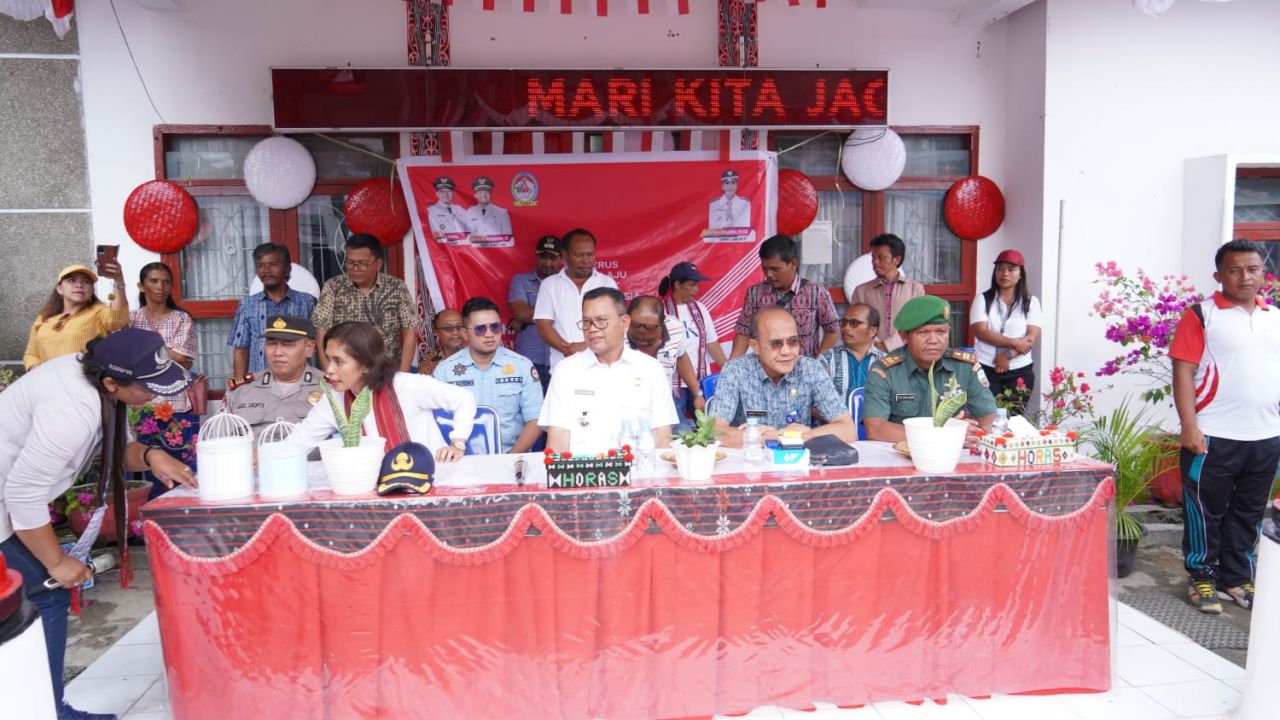 Lomba Gerak Jalan Antar Sekolah Meriahkan HUT ke-78 RI di Kecamatan Laguboti