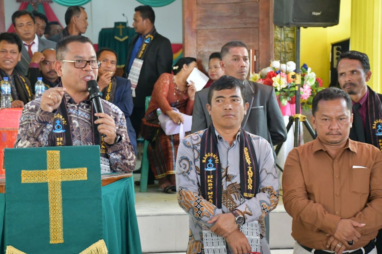 Pemkab Toba Apresiasi Gereja HKBP Meat di Desa Wisata