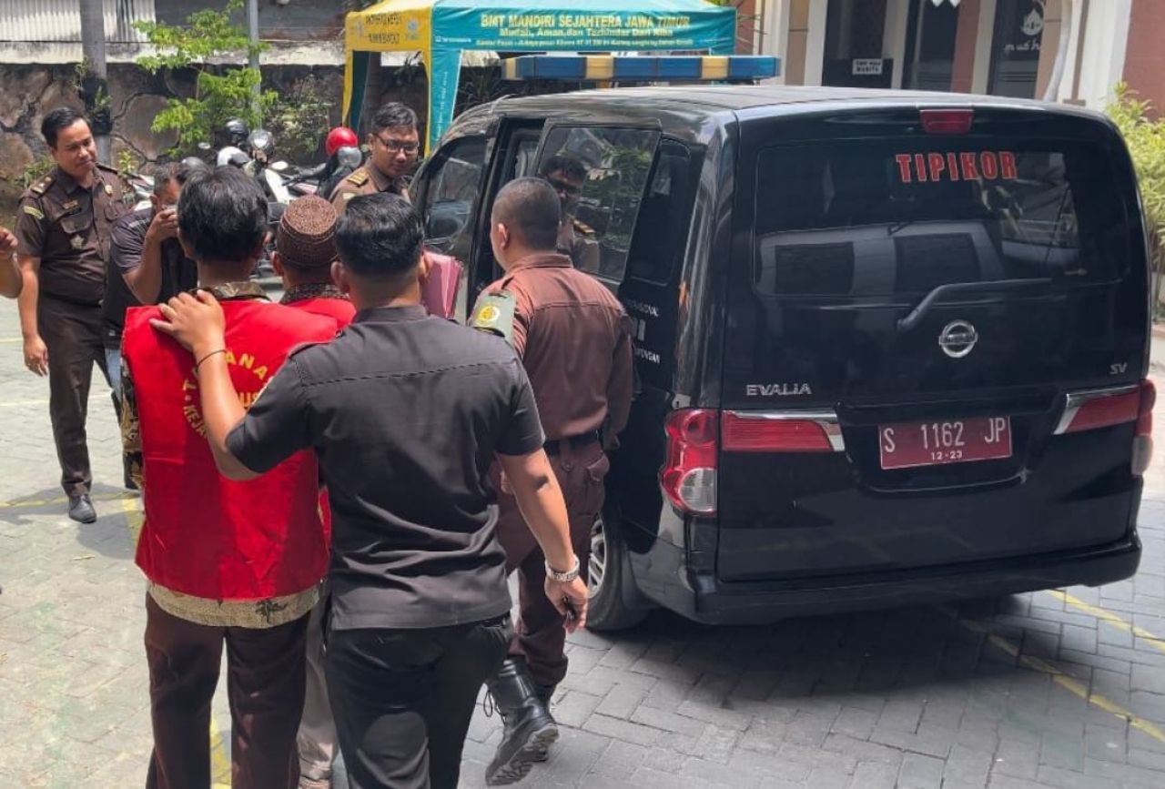 Perkara Korupsi Dana Desa Kedungwaras, Mantan Kades dan Bendahara Dijebloskan Tahanan