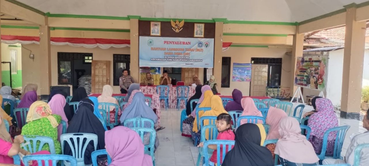 Warga Badurame Lamongan Terima BLT DD Rp. 900 Ribu