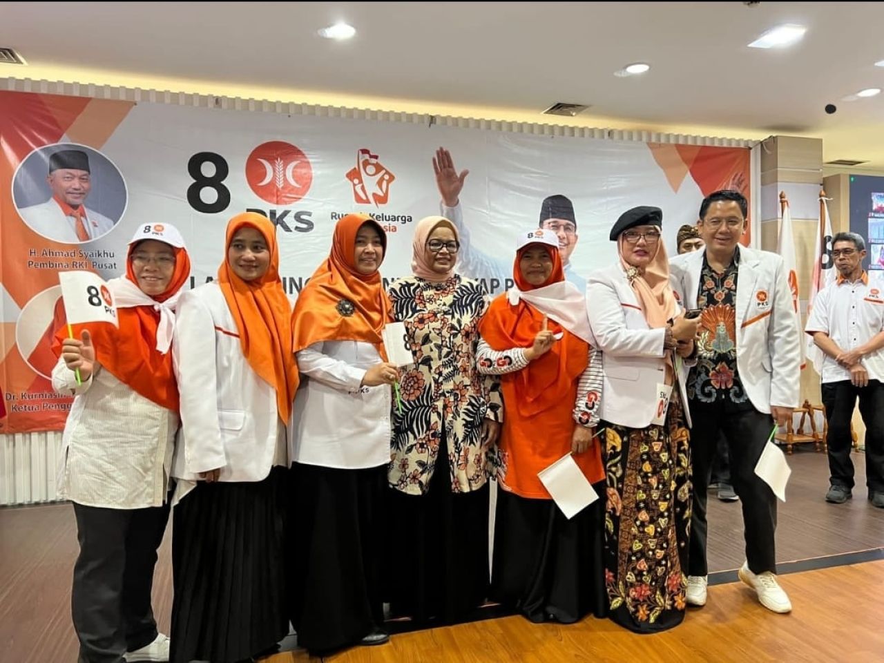 Penuhi Kuota 30% Perempuan, Caleg DPR RI PKS Jateng IX Nomer Urut 2 Hadiri Deklarasi Pemenangan RKI