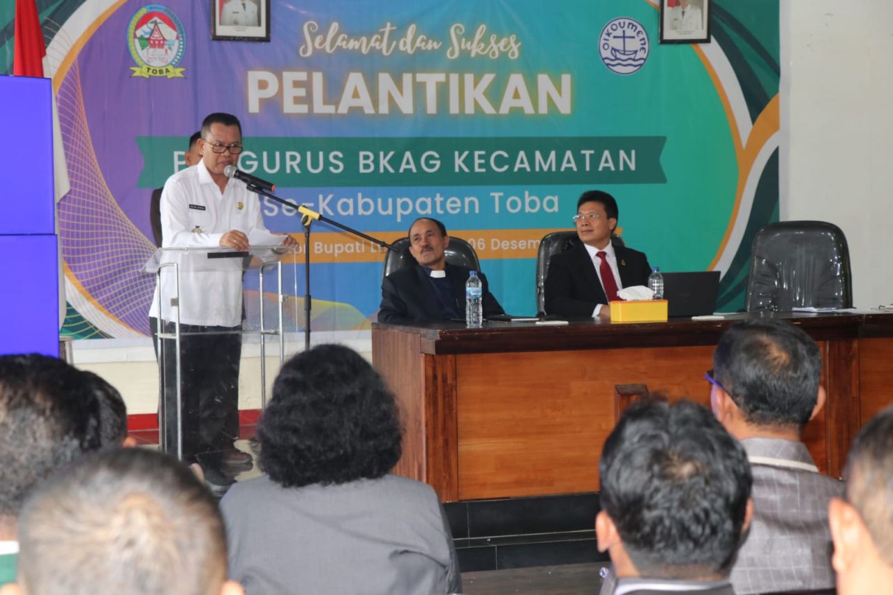 Pelantikan BKAG, Bupati Toba : Kami Kerjakan Jasmani dan Jiwani, Gereja Kerjakan Rohani