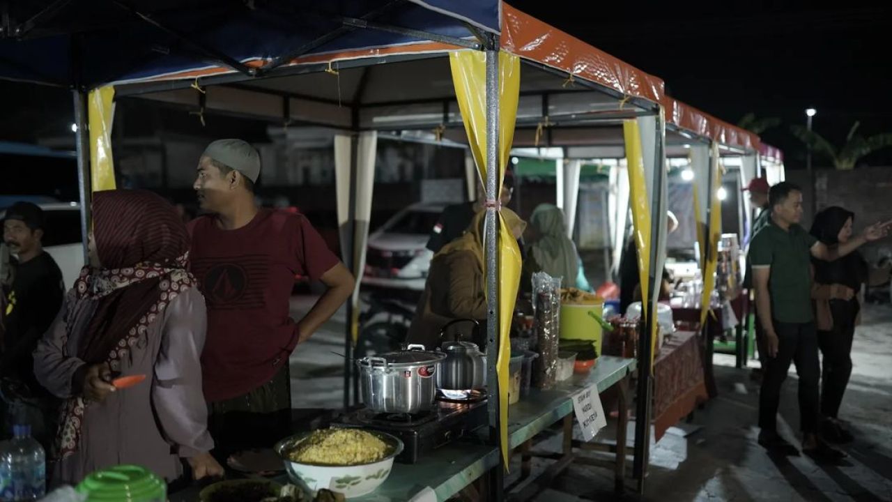 Bantu Pelaku UMKM Mandiri Wujudkan Kampung Bebes Rentenir dan Pinjol di Lamongan