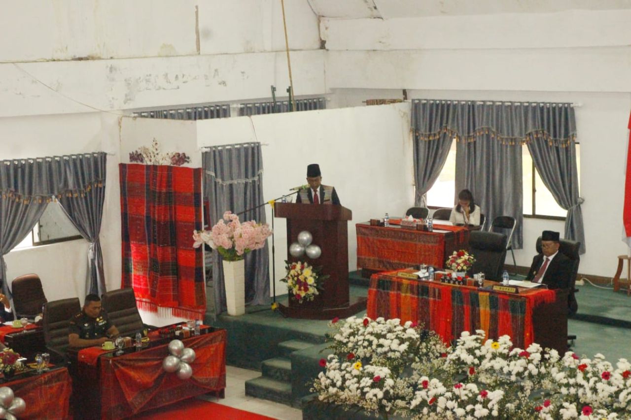 HUT Toba Ke- 25 Tahun, Sekda Toba Membacakan Sejarah Singkat TerbentukNya Kab. Toba