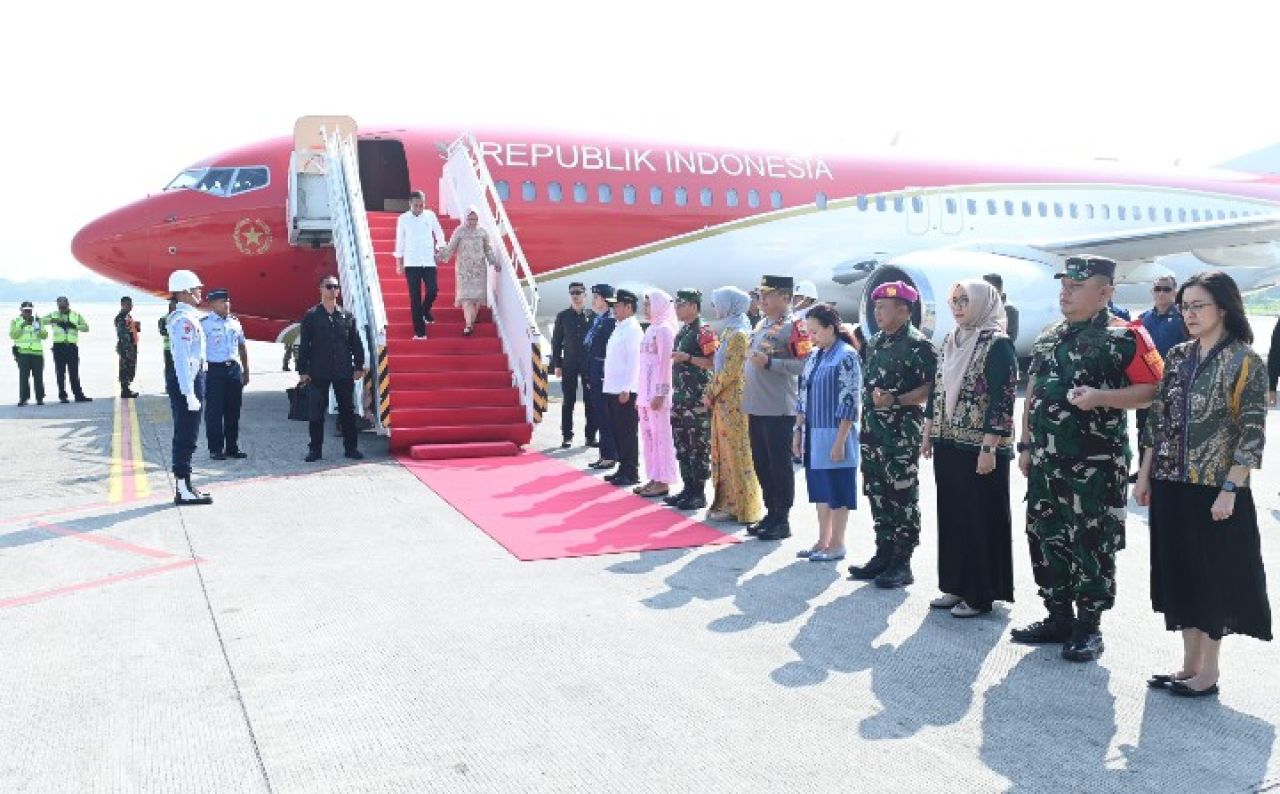 Danlantamal I Sambut Kedatangan Presiden RI