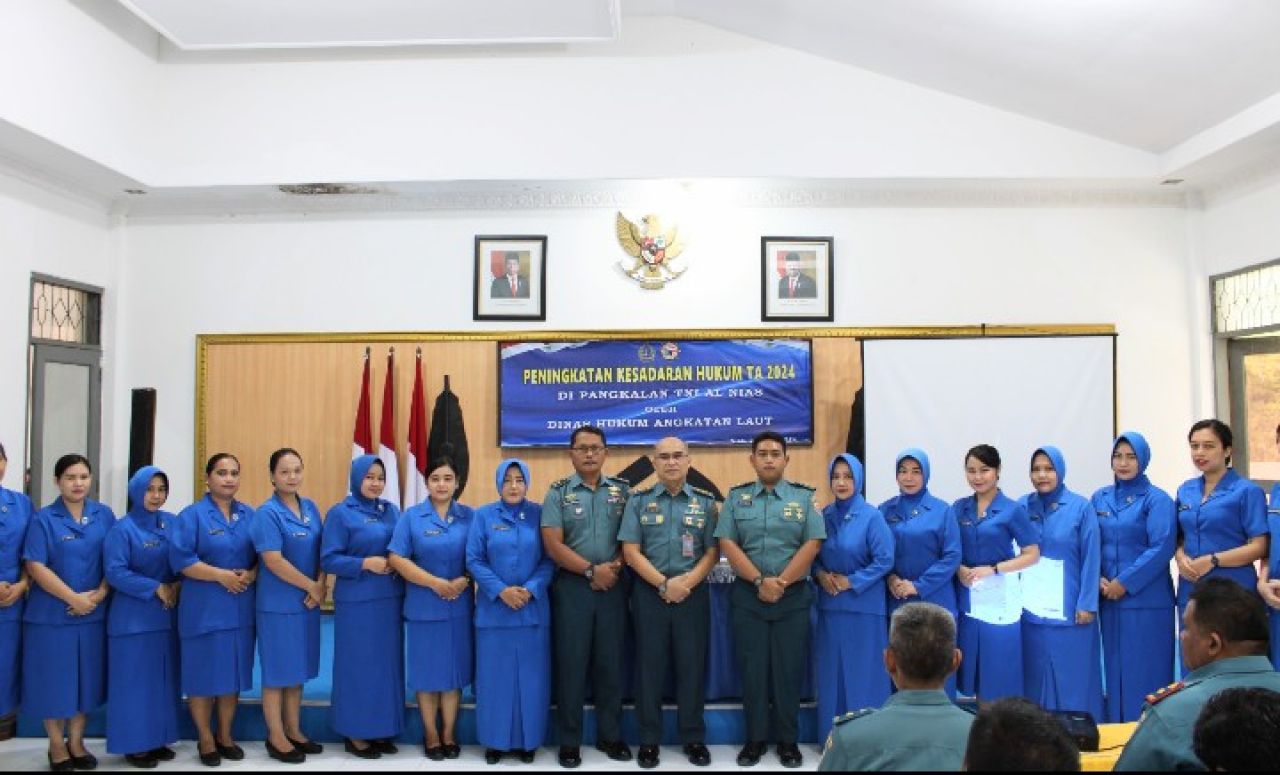 Cegah Pelanggaran Hukum, Keluarga Besar Lanal Nias Terima Penyuluhan Hukum
