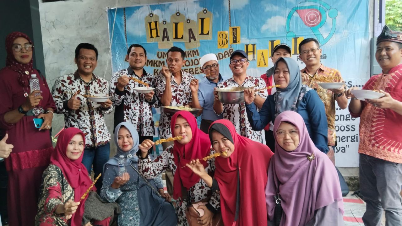 Sosialisasi Sate Blengong Sebagai Warisan Budaya Tak Benda Oleh UMKM Remojong