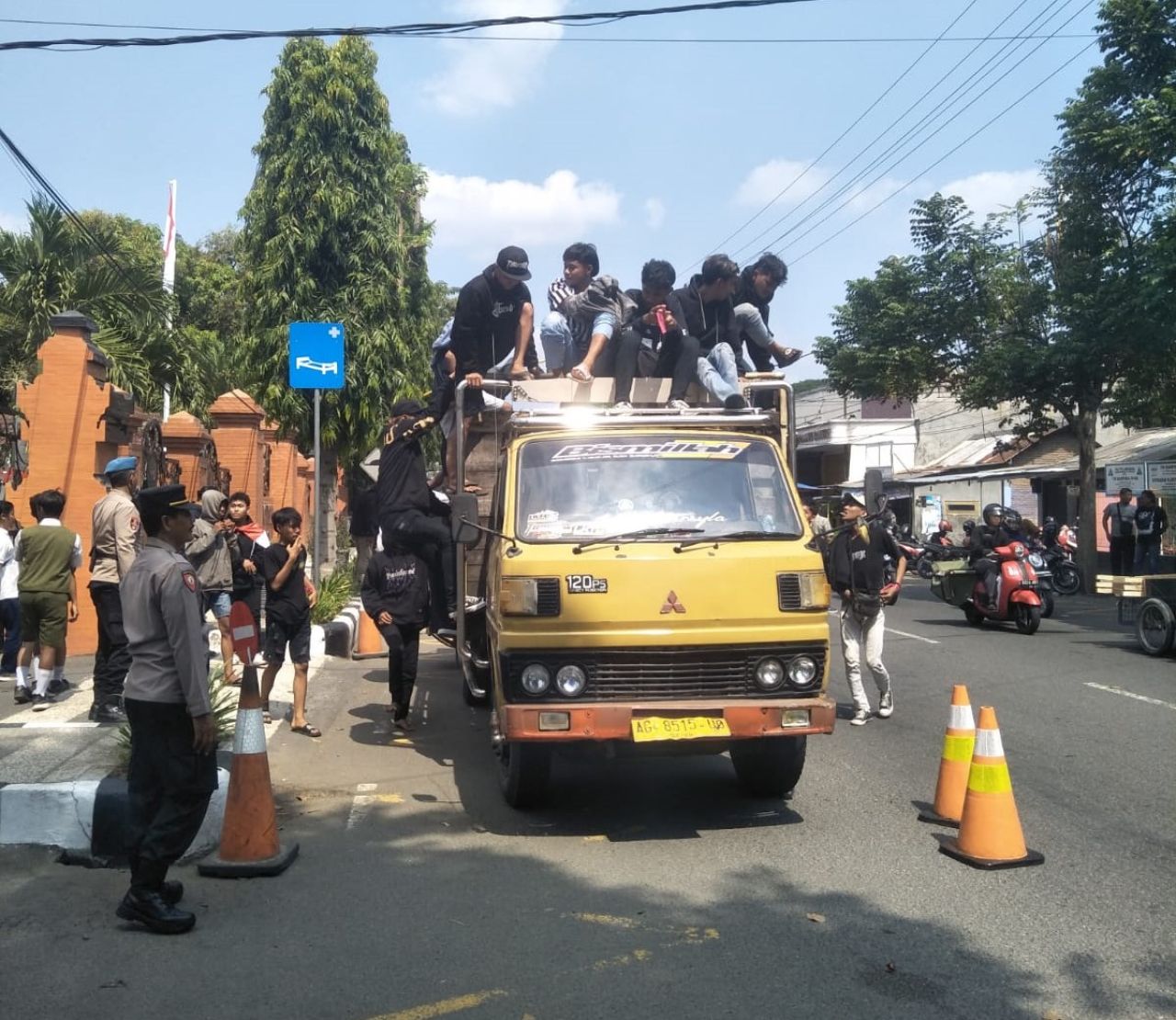 LSM PPI Gelar Unjuk Rasa, Kasi Pidus Kejari Kota Kediri Nur Ngali: Aspirasi Demonstran LSM PPI Tidak Jelas