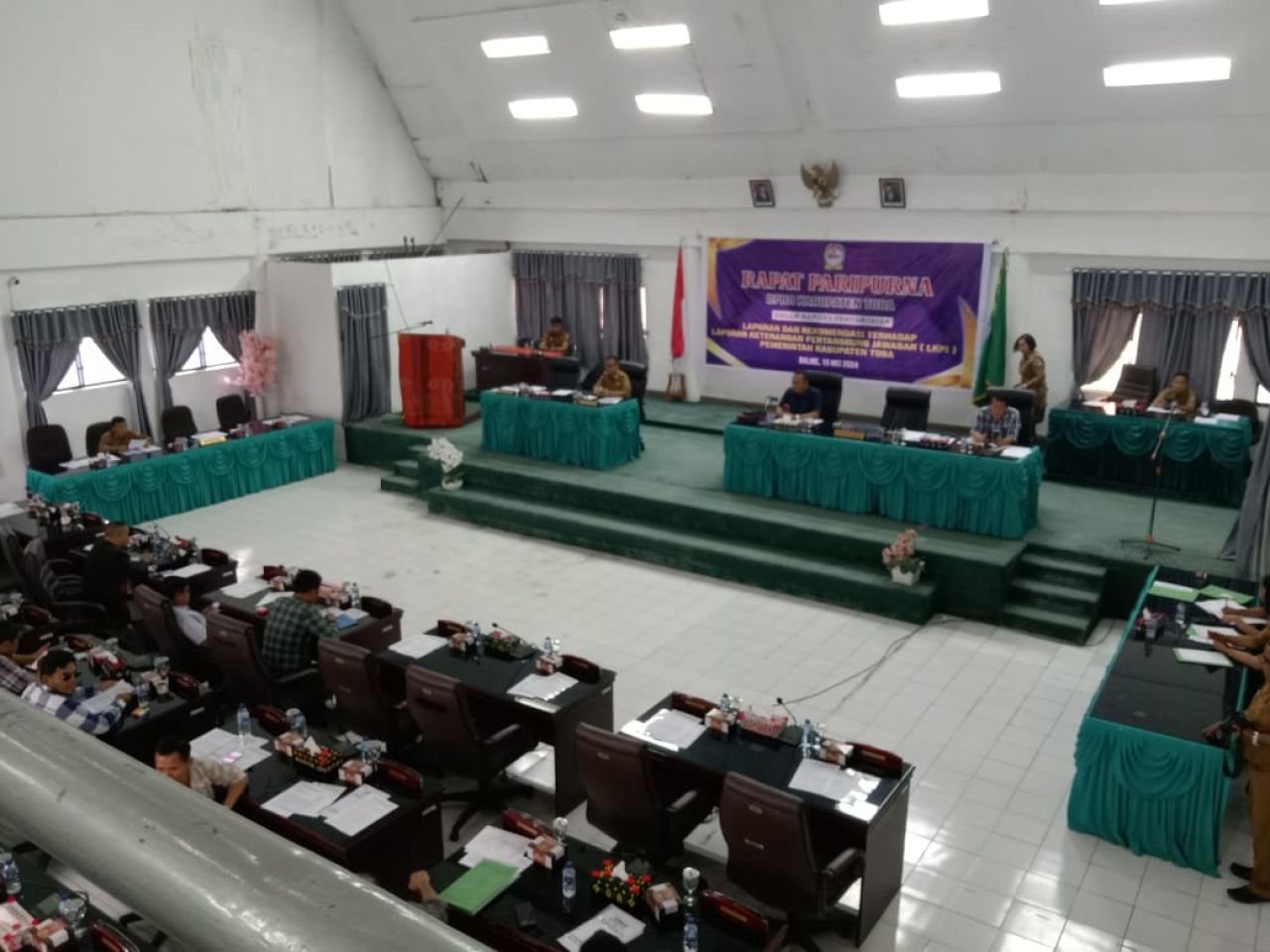 Rapat Paripurna DPRD Tentang LKPJ Pemkab Toba TA 2023