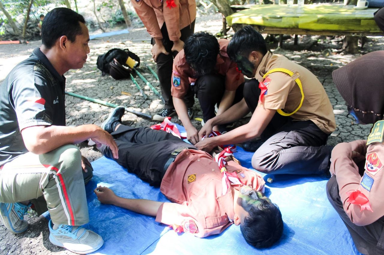 Peserta Perkemahan Saka Wira Kartika Kodim Bojonegoro dibekali Materi Krida