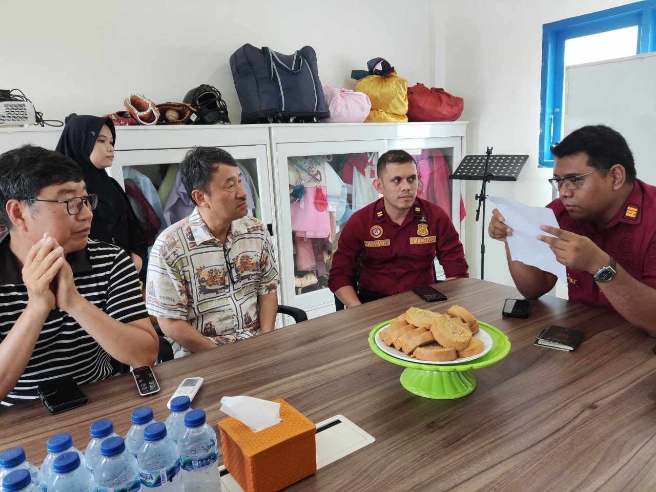 Gelar Operasi JAGRATARA, Imigrasi Baubau Beri Efek Cegah Terhadap Orang Asing