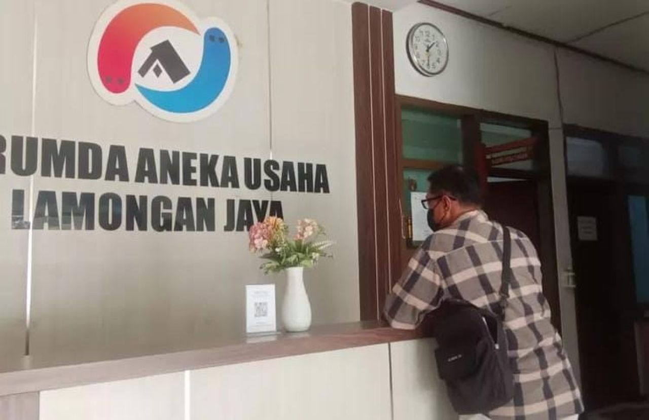 Praktisi Hukum Unair Angkat Bicara Terkait Mantan Koruptor Masih di Pekerjakan Sebagai Pegawai Aneka Usaha Lamongan