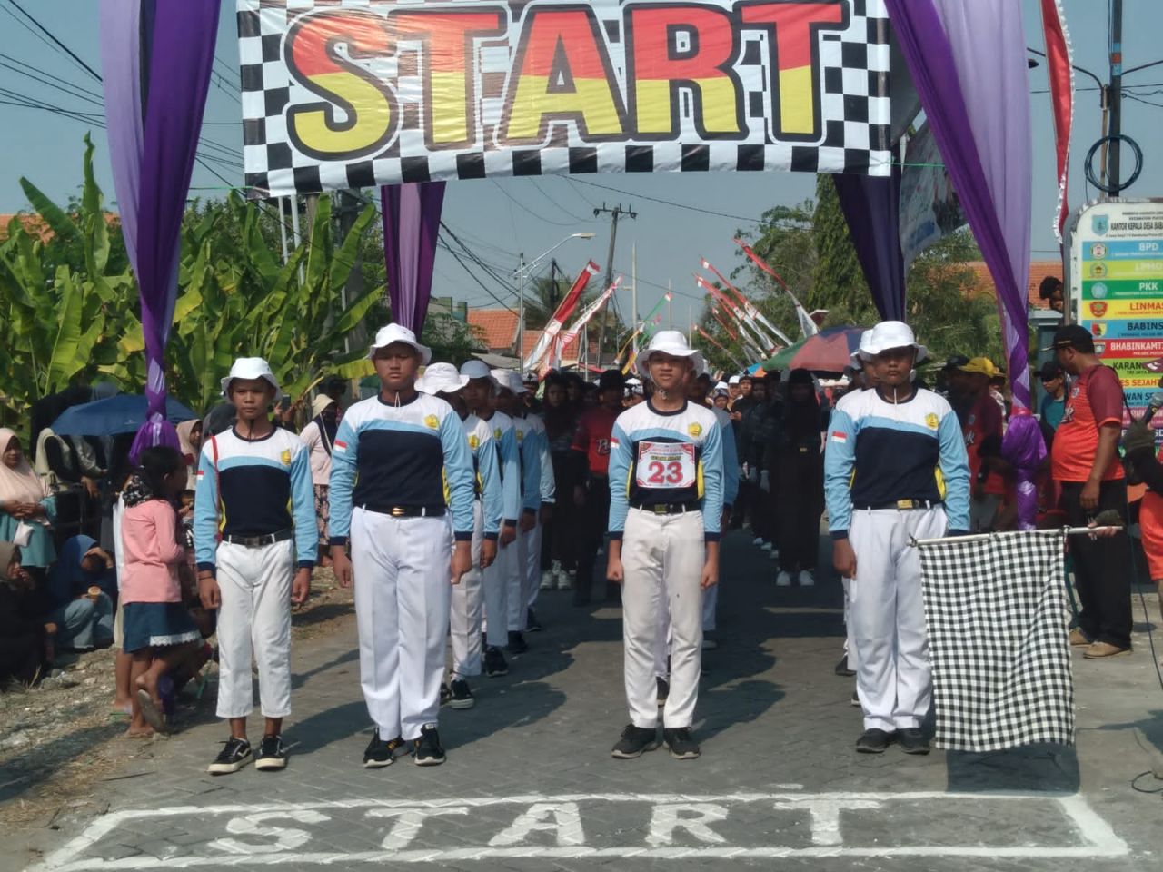 Lomba Gerak Jalan Tingkat SMP SMA Serta Umum Se- Kecamatan Pucuk Peringati HUT RI Ke- 79