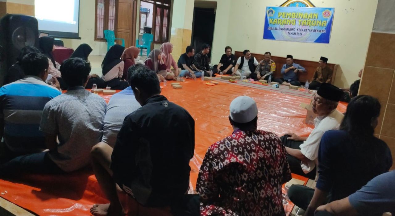 Suasana penyelenggaraan Sosialisasi Pencegahan Penyalahgunaan Narkoba di Balai Desa Balongtunjung