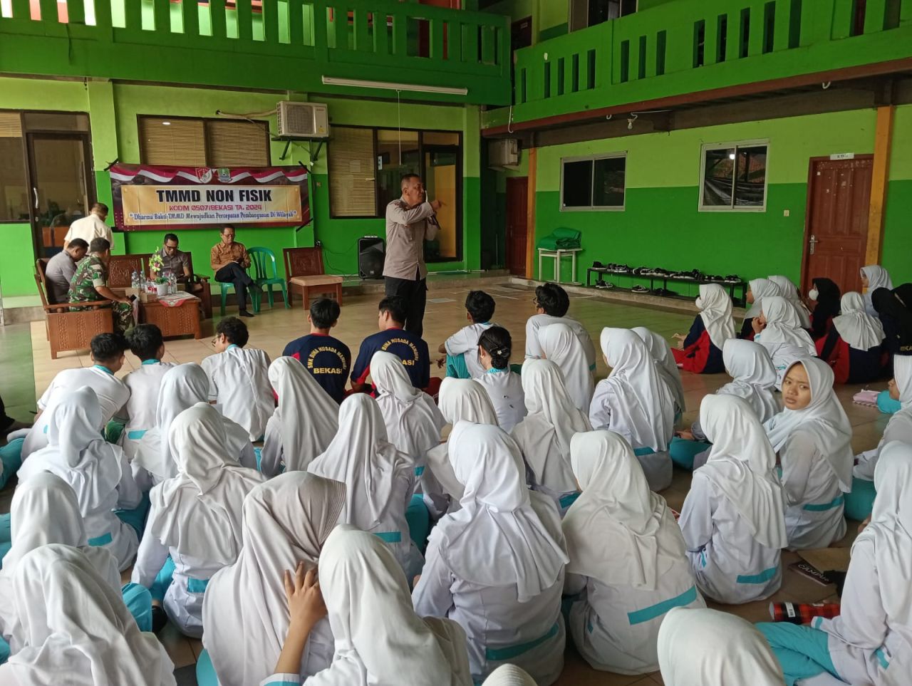 Cegah Rusaknya Masa Depan Generasi Muda, Satgas TMMD 122 Lakukan Penyuluhan Tentang Bahaya Narkoba
