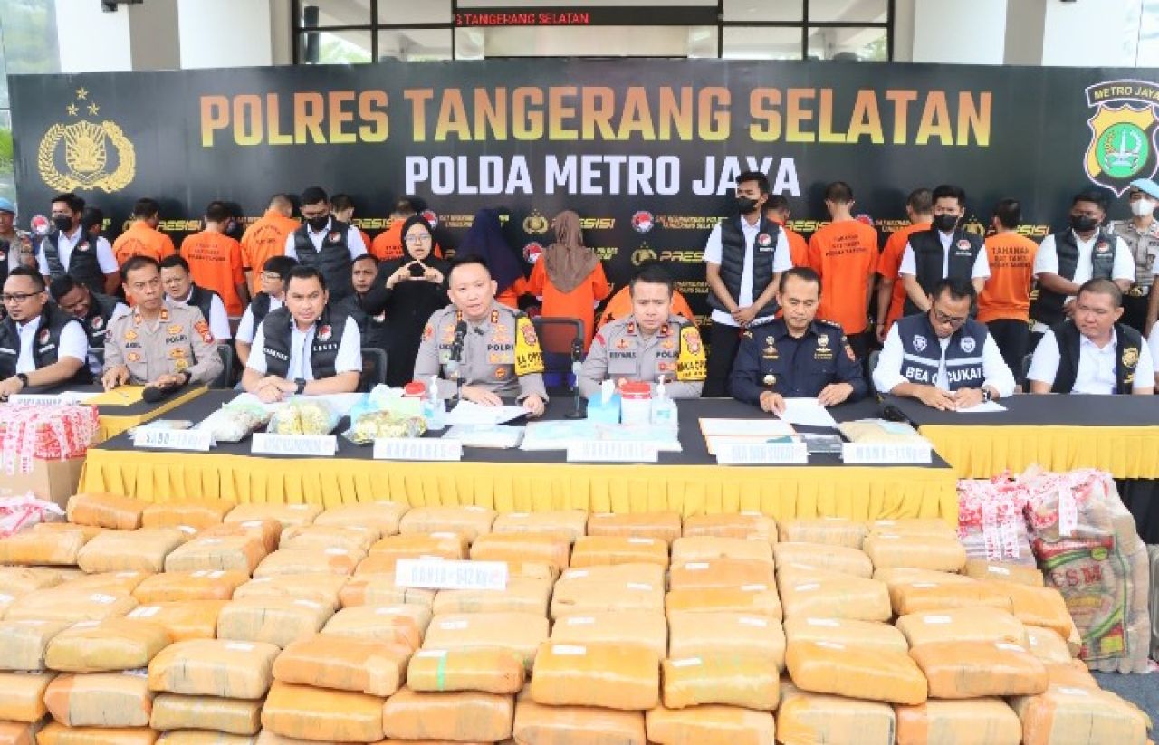 Polres Tangerang Selatan Ungkap Penyalahgunaan Narkotika Sita 642 Kg Ganja, 7,8 Kg Sabu dan 1,1 Kg MDMA