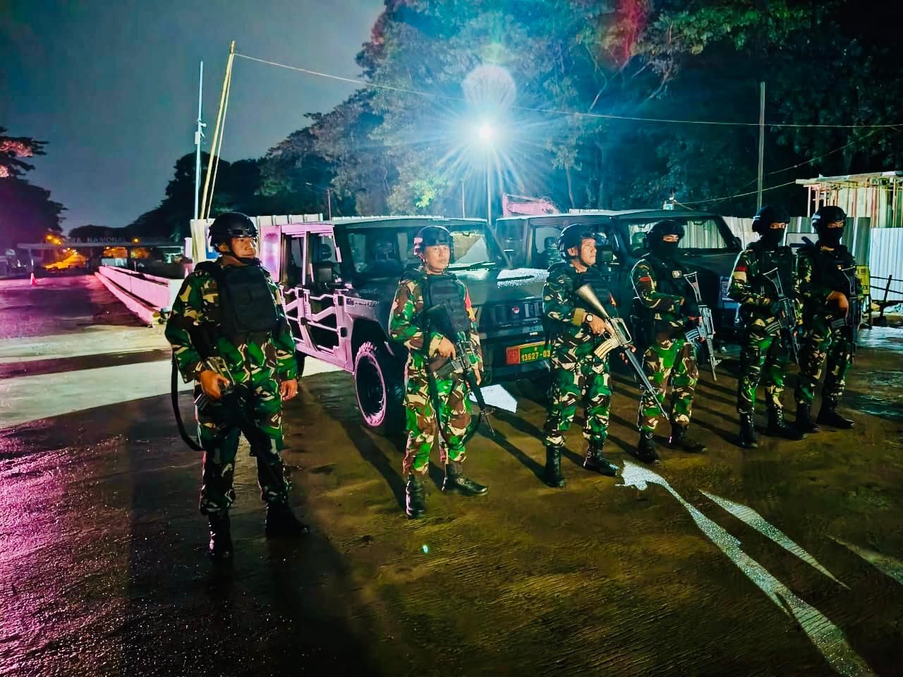 Ciptakan Kondusif Wilayah, Koramil 07/Cipayung Gelar Patroli Malam