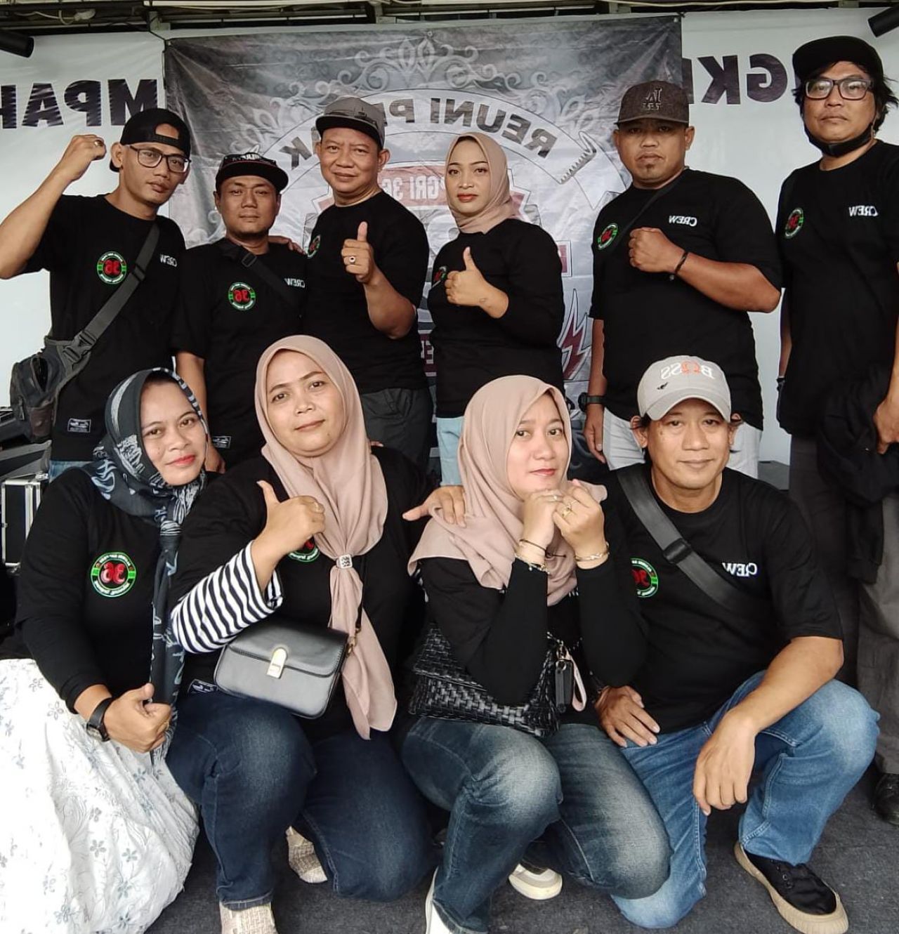 Berbagi Kasih Alumni SMP PGRI 36 Tangerang