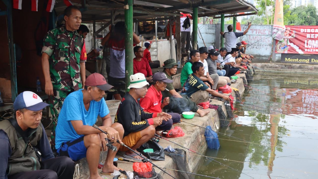 Peringatan Kemerdekaan Ke - 80 RI, Koramil 01/Tebet Gelar Lomba Mancing